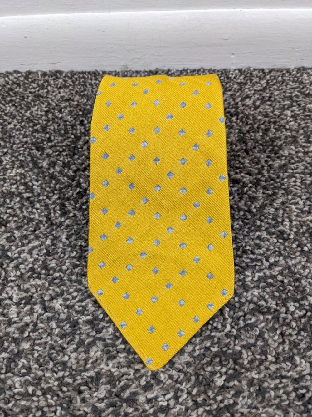 Alfred Dunhill Neck Tie Silk Hand Made Yellow Geometric 59L 3.75W England Made